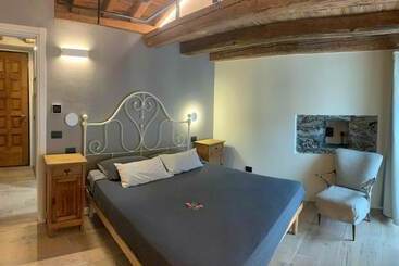 شقق خاصة سياحية Alle Macine   Ancient Molino Maufet Watermill   Lake Como View