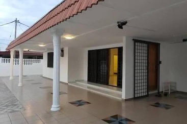 Malacca Town Tranquerah Cluster Home