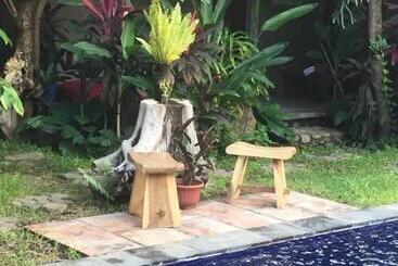 پانسیون Pranajaya Villa At Desa Wisata Tejakula