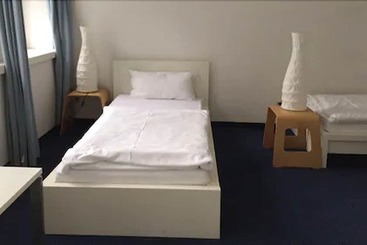 هتل Am  Fischereihafen