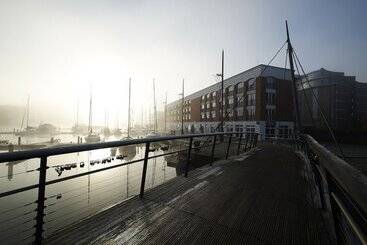 هتل Imjaich Boardinghouse Bremerhaven