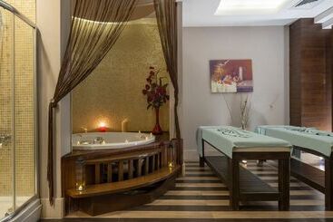 Ramada Resort By Wyndham Lara