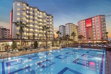 Ramada Resort By Wyndham Lara
