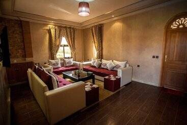 Deserved Relaxation Close To Marrakech With Swimming Pool