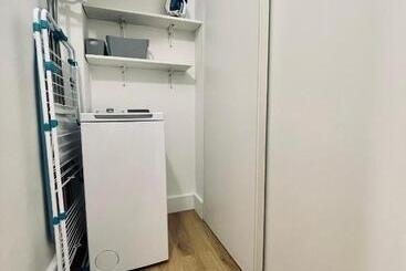 Superbe Appartement T2 En Plein Centre D Ajaccio, Rue Fesch