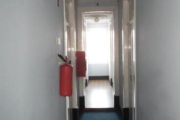 پانسیون Residencial Galo D Ouro