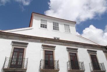 پانسیون Residencial Galo D Ouro