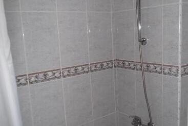 پانسیون Residencial Galo D Ouro