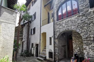 Galleria Dei Baci