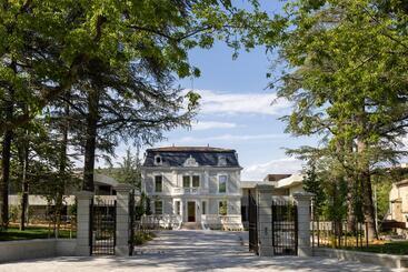 هتل Villa Castellane