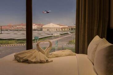 Florida Airport Hotel Kochi
