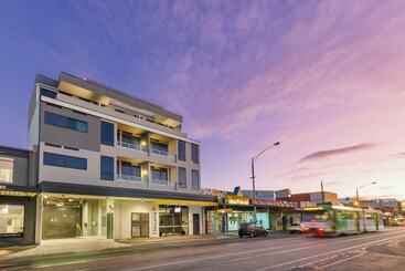 Punthill Essendon North