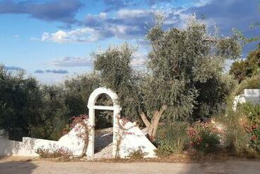 استراحتگاه Hmo Glamping & Suites In Vignanotica