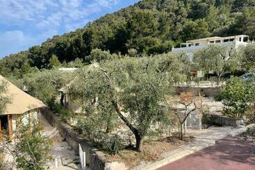 استراحتگاه Hmo Glamping & Suites In Vignanotica