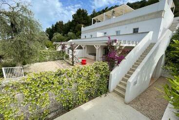 استراحتگاه Hmo Glamping & Suites In Vignanotica