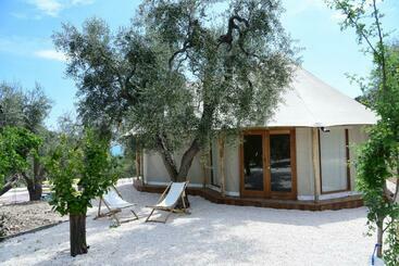 استراحتگاه Hmo Glamping & Suites In Vignanotica