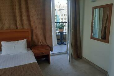 Sunset Resort Aparthotels