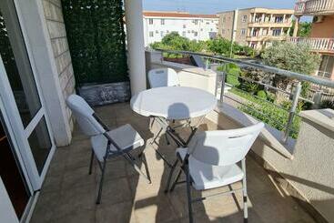 Meti Apartments