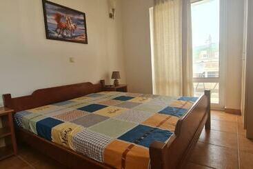 Meti Apartments