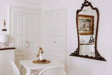 تختخواب و صبحانه Villa Sardella