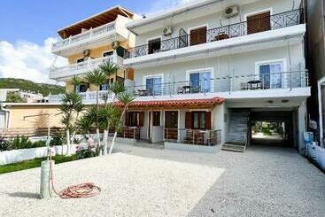 هتل Ionian View B&b