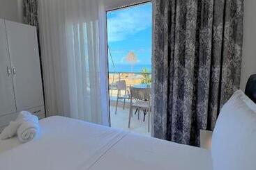 هتل Ionian View B&b