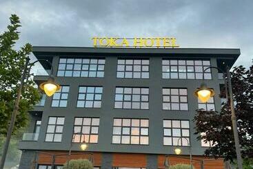 Toka Hotel Restaurant