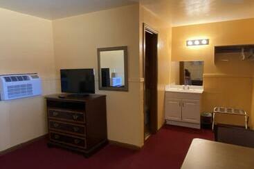 مُتل Deluxe Inn