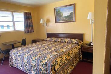 مُتل Deluxe Inn