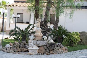 پانسیون Villa Alcmena