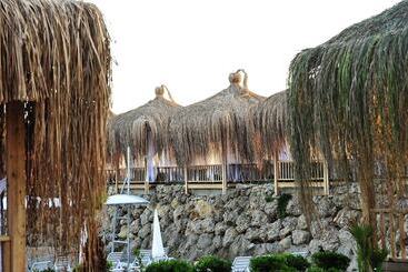 Adenya Hotel & Resort
