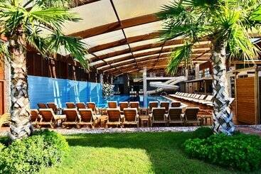Adenya Hotel & Resort