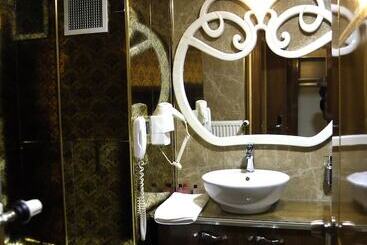 Basmacioglu Hotel   Special Class
