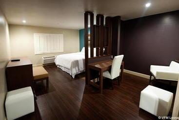 Blvd Hotel And Studios Universal Hollywood, Ascend Hotel Collection