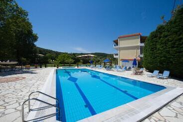 Byzantio Hotel & Apartments