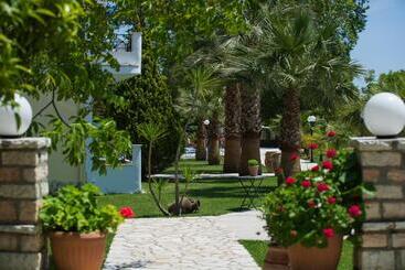 Byzantio Hotel & Apartments