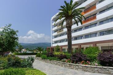 Cronwell Platamon Resort