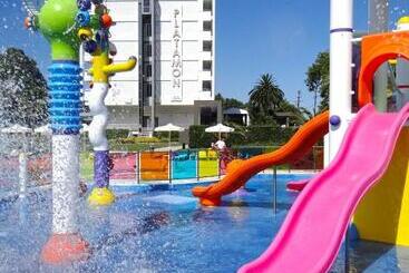 Cronwell Platamon Resort