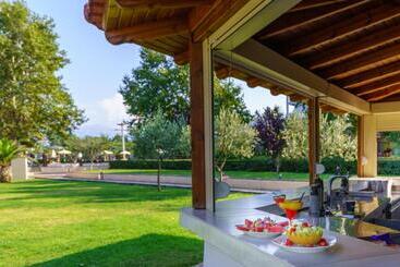 Cronwell Platamon Resort