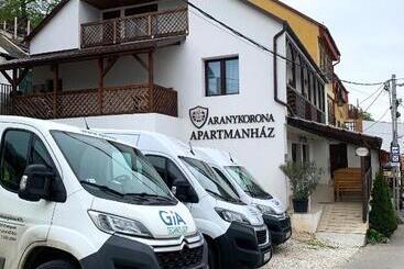 هتل Aranykorona