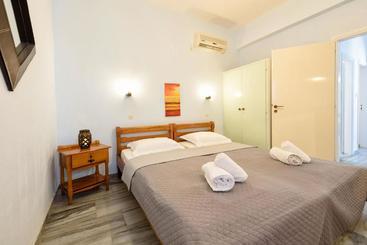 هتل Astoria Apartments
