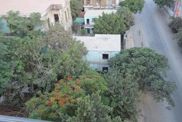 هتل Cecilia Hostel