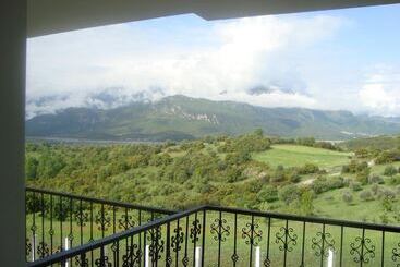 هتل Guesthouse Arsenis