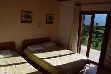 هتل Guesthouse Arsenis
