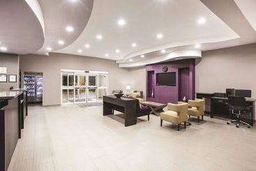 هتل La Quinta By Wyndham Baton Rouge Denham Springs