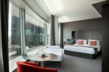 هتل Melia Paris La Defense