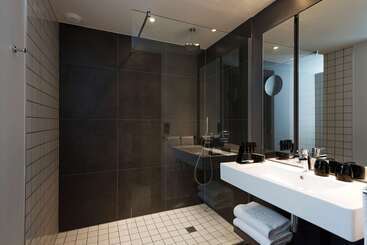هتل Melia Paris La Defense