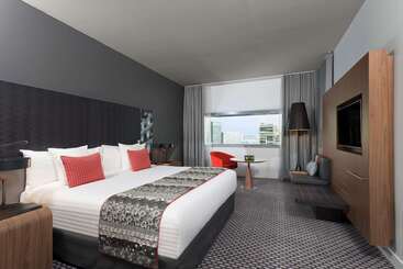 هتل Melia Paris La Defense