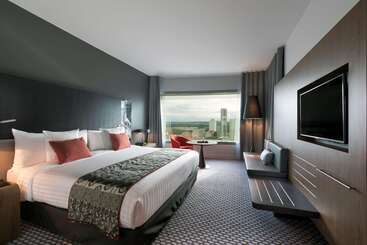 هتل Melia Paris La Defense