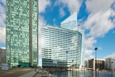 هتل Melia Paris La Defense